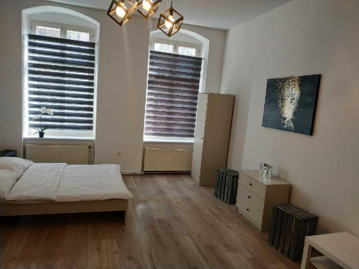 Rejtana Street Hostel 弗罗茨瓦夫 外观 照片