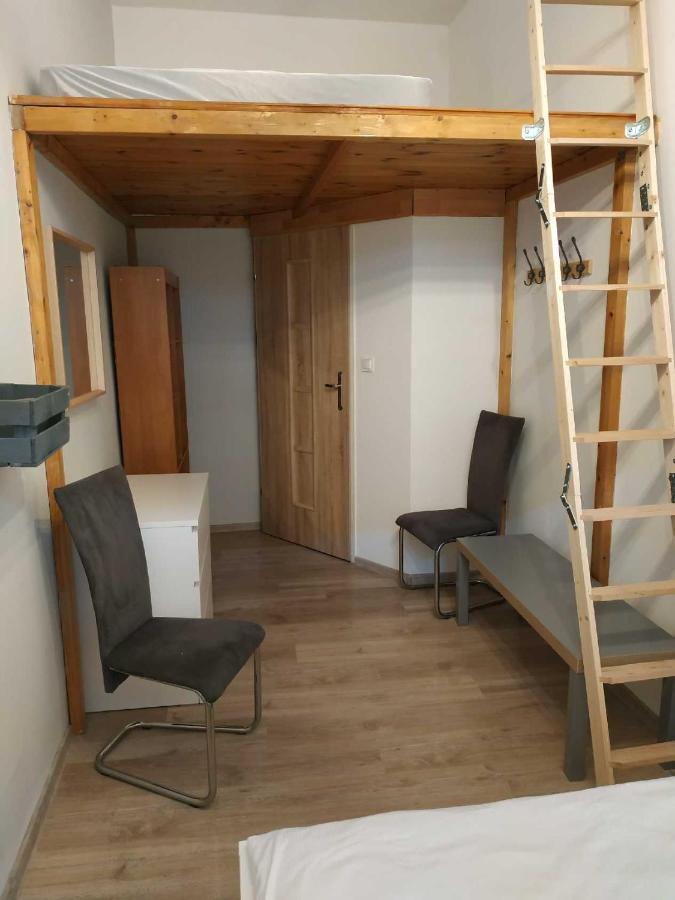 Rejtana Street Hostel 弗罗茨瓦夫 外观 照片